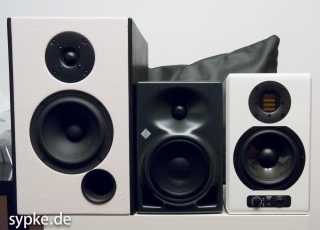 In Reih und Glied : ADW SB 18, Neumann KH 120 A, Adam Audio Artist 5